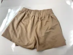 ZARA ベージュ ショートパンツ ポケット付き