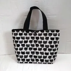 ハンドメイド　トートバッグ　ホワイト　猫いっぱい柄