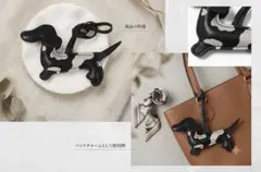 76.【新品】ダックスフンド バッグチャーム レザー キーホルダー 黒×白のサムネイル