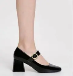 Charles＆Keith メリージェーン シリンダーブロックヒールのサムネイル