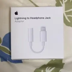 Apple純正　Lightning to headphone jack