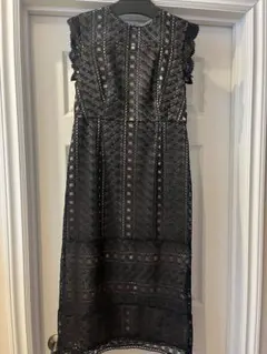 【新品未使用】黒 レース マキシドレス フリル袖