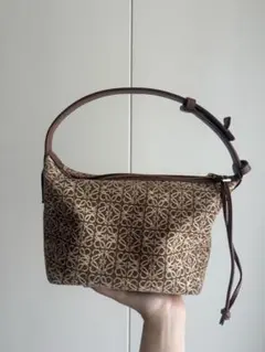 ロエベ ハンドバッグ アナグラム キュービィバッグ スモール
