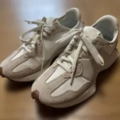 New Balance 327スニーカー ホワイト/ベージュ23.0