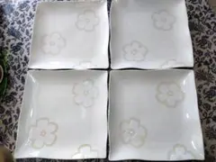 花柄プレート大4枚セット