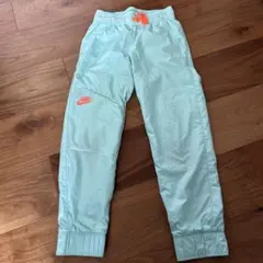 Nike ミントグリーン パンツ　ジャージ