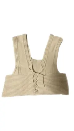 ホワイトニットベスト