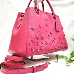 美品 COACH　2way　ショルダーバッグ　フラワー　アップリケ　花　ピンク