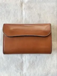 ワイルドスワンズ バーン かなり希少 王冠長文デカロゴ サドル WILD SWANS（ワイルドスワンズ）BYRNE（バーン）3つ折り