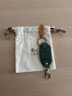 IL BISONTE グリーンレザーキーホルダー