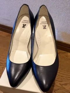 アンリアレイジ　スポットライトフラワー パンプス 25cmのサムネイル