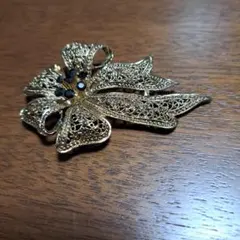 金色と黒のビ-ズ ヴィンテージブローチ