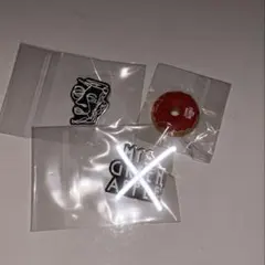 Mrs. GREEN APPLE ホワイトラウンジ バッチ