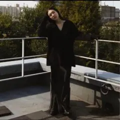 美品 AKRIS アクリス カシミヤ100％ リバーシブルコート 黒×赤 2XL