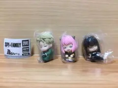 ガチャガチャ　スパイファミリー　肩ズンFig. 3個セット