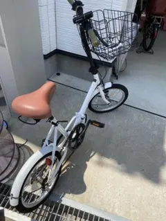 未使用16インチ】折りたたみ自転車 6段変速 フル装備（簡易工具・鍵
