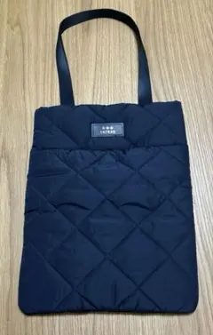ストーリィ　付録　タトラス　トートバッグ　ネイビーのサムネイル