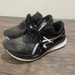 アシックス ランニングシューズ 25