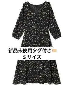 再入荷！新品✨GRL 花柄 ワンピース Ｖネック sサイズ