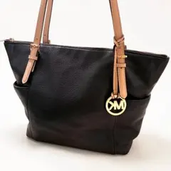 MICHAEL KORS ジェットセット トートバッグ MKロゴ チャーム付き