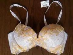 トリンプ B75 ブラジャー ホワイト・イエロー