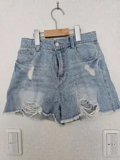 ラブトキシックス　デニムショートパンツ