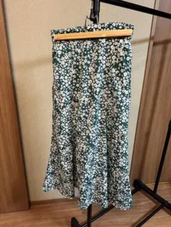 【GROBAL WORK】花柄フレアスカートM