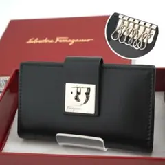 ✨未使用展示品・箱付き✨　Ferragamo キーケース　ガンチーニ　6連　黒色