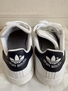 adidas スタンスミス　スニーカー