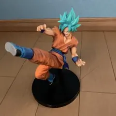 ドラゴンボール 超サイヤ人ゴッド超サイヤ人 孫悟空 フィギュア