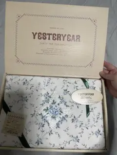 ロフテー　YESTERYCAR フラットシーツ 140×240cm 花柄