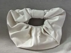 ★ホワイトバック⭐︎ショルダー紐付き⭐︎未使用⭐︎韓国ファッション