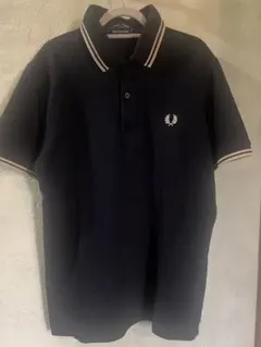 【美品】FRED PERRY M12 ポロシャツ ブラック×ゴールドのサムネイル