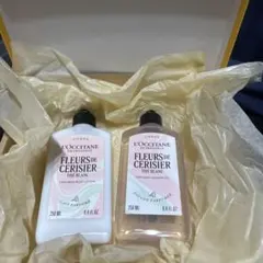 ロクシタン　テ・ブラン サクラ パフュームド　ボディミルク&シャワージェル