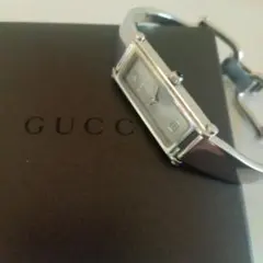 GUCCI 1500L バングルウォッチ ステンレスのサムネイル