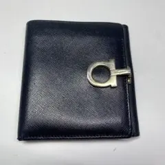【Ferragamo】2つ折り財布　ガンチーニ　フェラガモ/ブラック　金金具のサムネイル