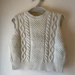 Aosta アイボリー ケーブルニット ベスト Mサイズ