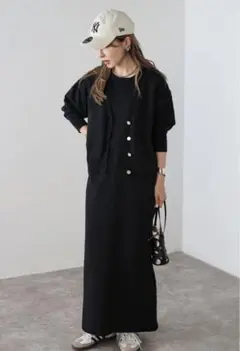 ボンジュールサガン　Vネックカーディガン×ノースリーブIラインワンピースセット