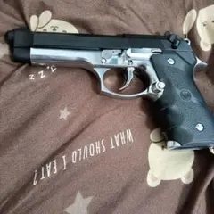 ミ*イ様 訳あり ガスガン M92F ベレッタ オマケ付き - メルカリ