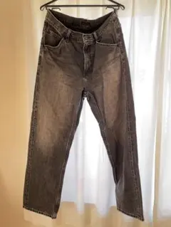 ユニクロ デニムパンツ ブラック