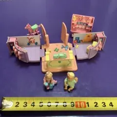 Item thumbnail for item a7406f8d-1a5b-4b66-9dde-56b4165907b3