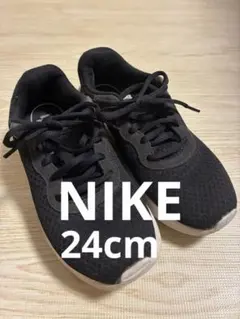 【値下げ】NIKE ナイキ レディース スニーカー 靴 ブラック 24cmのサムネイル