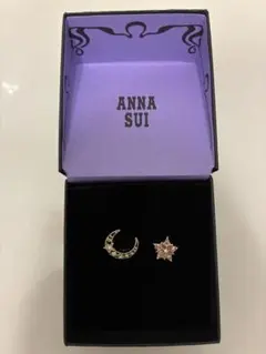ANNA SUI 月と星 モチーフ ピンブローチ 2点セットのサムネイル