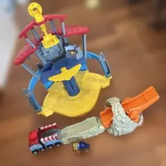 パウパトロール　セット　ダイノステーション