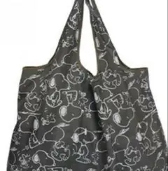 大容量　エコバッグ 軽量　　キャラクター　スヌーピー　新品