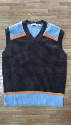 MARNI ノースリーブセーター L 黒・青・オレンジのサムネイル