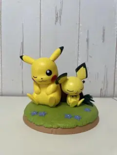 【ポケットモンスター】くつろぎタイム ピカチュウ＆ピチューフィギュア