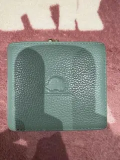 グリーンレザー 二つ折り財布 エンボスロゴ