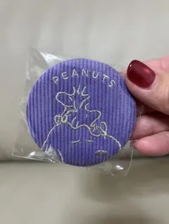 スヌーピー シークレット　コーデュロイ　刺繍 ピン缶バッジ パープル　グレー
