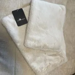 タグ付き未使用品　アイボリー ネックウォーマー